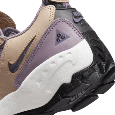 Nike ACG Air Mada Men's Shoes. Nike BE